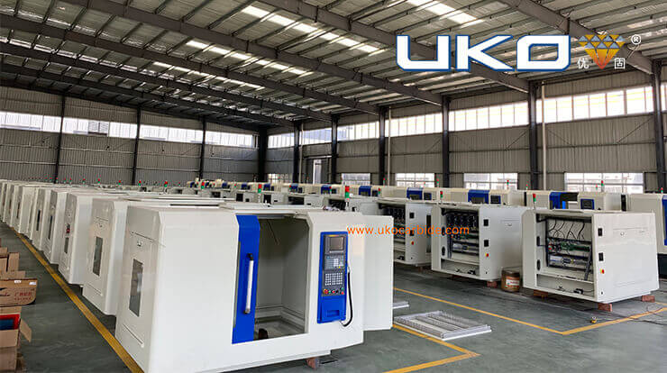 uko-production-workshop-of-cemented-carbide-rotary-file